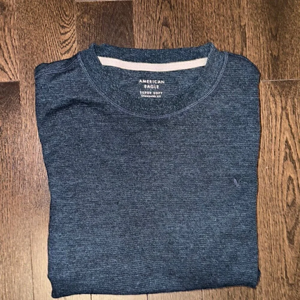 American Eagle (AE) Long-Sleeve Crew Neck Pullover - Picture 4 of 4